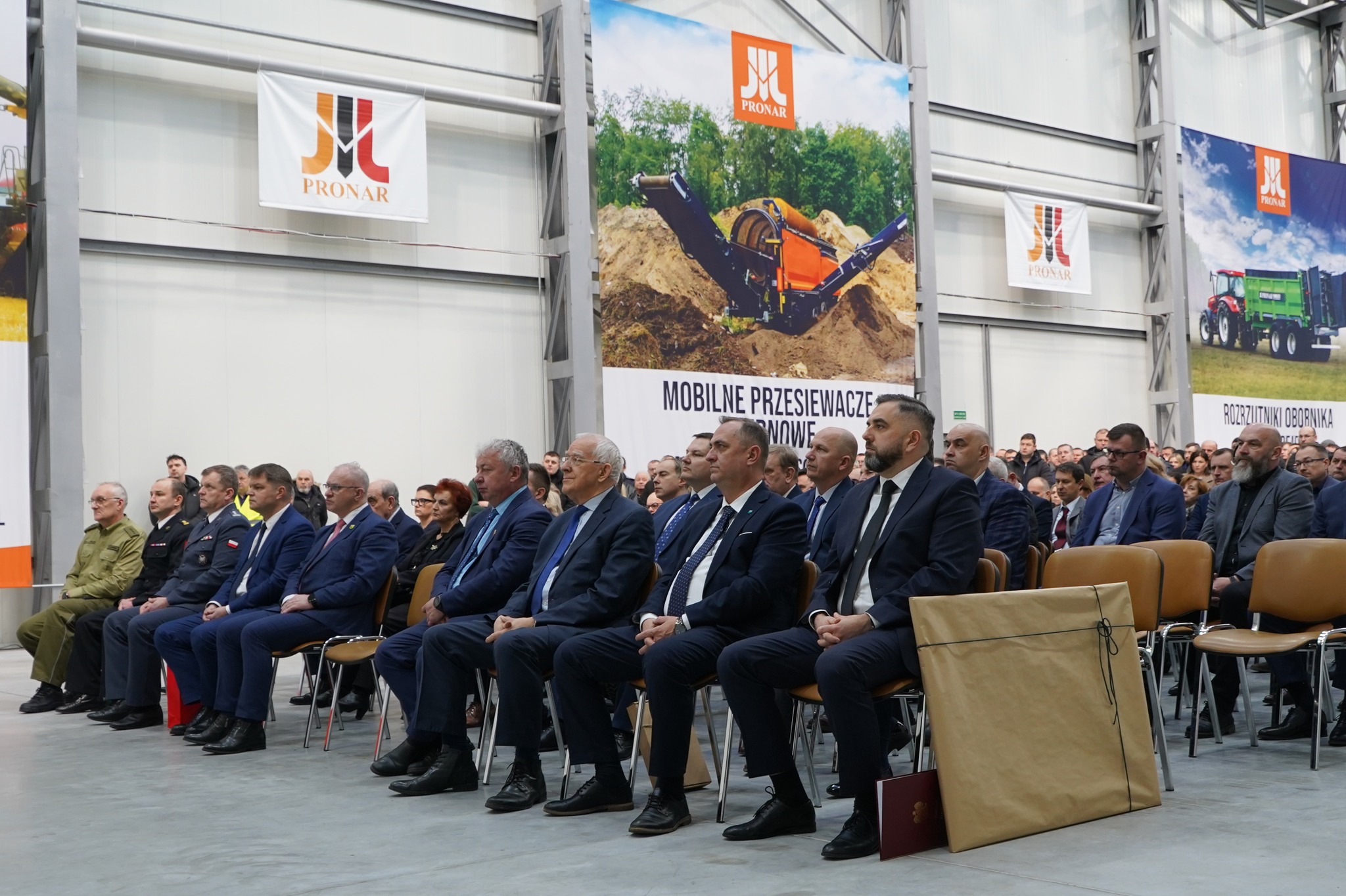 640309817 1625315719118784 8314723521046520293 n