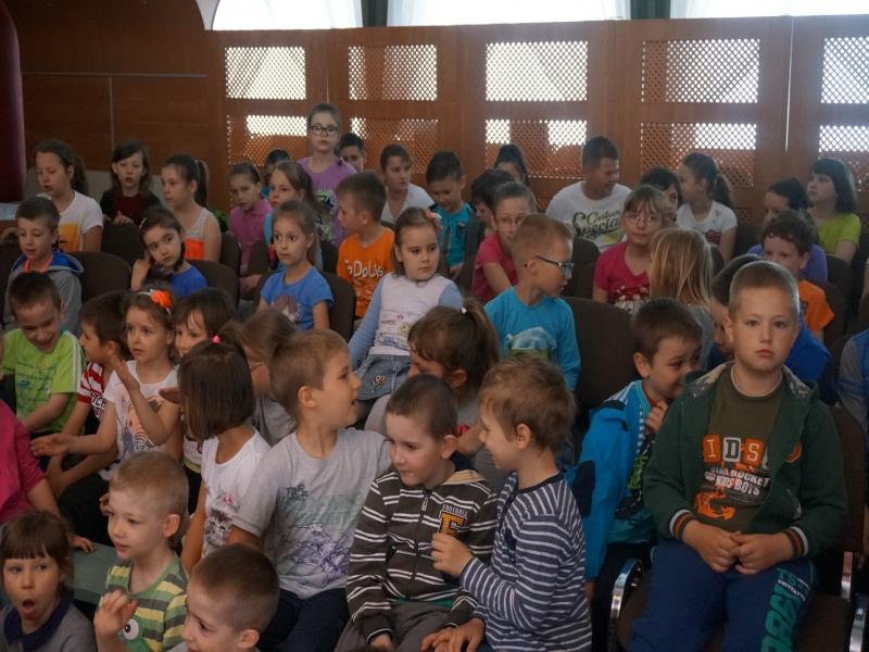 Teatrzyk dla dzieci w bibliotece